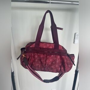 Lululemon gym duffle bag
